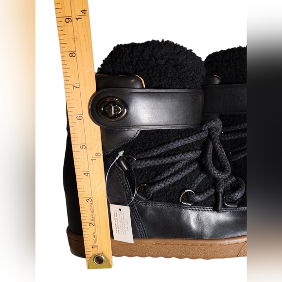 Monroe shearling coach women's boots Size 8 Color Black - Picture 3 of 6